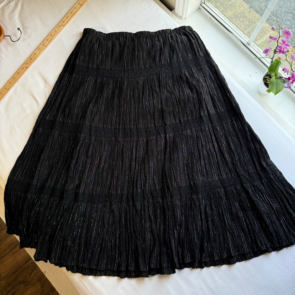 Susan Graver Style Black Metallic Pinstripe Tiered Crochet Lace Maxi Skirt 1X
